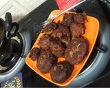 A picture of step 7 of Cheesy Chicken Keema Pakora.