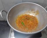 A picture of step 2 of Meal Maker Gravy.