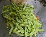 Gambar langkah 1 resipi 4:5:26 - KACANG BUNCIS + CARROT GORENG BAWANG PUTIH.