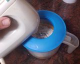 Foto del paso 1 de la receta: Bizcocho de yogur y turrón de guirlache