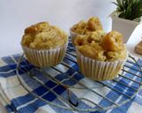 Foto langkah ke 6 dari resep Banana Muffin Simple & Moist (No Oven, No Mixer).