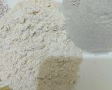 A picture of step 3 of Bajre ki Meethi Roti.