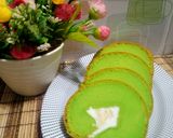 Foto langkah ke 8 dari resep Bolu Gulung Pandan Keju.