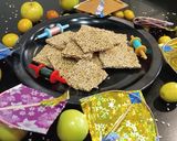 A picture of step 5 of Til Papdi Til Gud Patti Til Chikki.