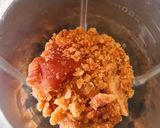 A picture of step 2 of Kokum chutney.