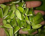 Foto langkah ke 2 dari resep Sambel Petai muda dan Tempe (kulit petai).