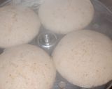 A picture of step 3 of Semolina idli.