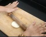 A picture of step 3 of Bread pizza cups.