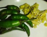 गोभी आलू की सूखी सब्जी (Gobi aloo ki sukhi sabzi recipe in Hindi) रेसिपी चरण 1 फोटो