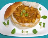 A picture of step 8 of Durban Bunny Chow In A New Avatar.