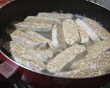 Foto langkah ke 3 dari resep Tempe goreng daun jeruk.