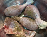 Foto del paso 2 de la receta: Muslos de pollo 🍗 al chilindrón 🍲