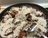 Foto del paso 6 de la receta: Arroz socarrat con costillas y rovellons