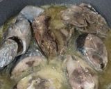 Foto langkah ke 1 dari resep Oseng Tongkol Pedas.