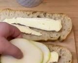 Une image de l'étape 2 de Grilled cheese.