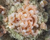 Une image de l'étape 4 de Salade de quinoa aux crevettes.
