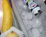 Foto langkah ke 1 dari resep Smooties pisang & pear.