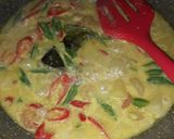 Foto langkah ke 4 dari resep Gulai udang, buncis & kentang.