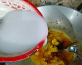 Foto langkah ke 4 dari resep Opor ayam dan kentang.