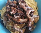 Foto del paso 7 de la receta: Noddles con ternera y setas (Blade Runner)