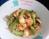 Foto langkah ke 5 dari resep Tumis cumi cumi.