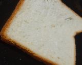 A picture of step 2 of Schezwan bread sandwich.