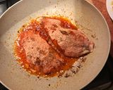 Gombás mozzarellás csirkemell recept fázis 3 fotója