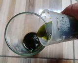 Foto langkah ke 3 dari resep Thai Green Tea Ice.