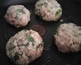 Foto del paso 7 de la receta: Hamburguesa de cerdo y espinacas