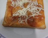 Foto langkah ke 2 dari resep Pizza Roti Tawar Simple No Ribet.