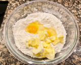 Foto del paso 3 de la receta: Pastel crumble relleno de compota de manzana