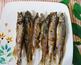 Hình bước làm 1 của món Cơm chiên cá trứng