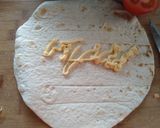 Une image de l'étape 2 de Wraps chaud dinde curry.