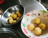Hình bước làm 1 của món Bánh phèo (bánh hoa mai)