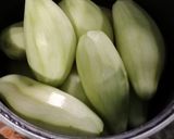 Foto langkah ke 2 dari resep Manisan Mangga Muda.