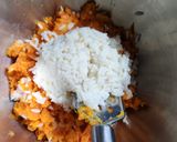 Foto del paso 3 de la receta: Croquetas de arroz y pollo