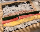 Hình bước làm 9 của món Sushi Nhật Bản
