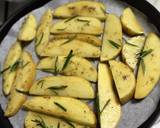 Rosemary Flavoured Baked Potato Wedges recipe step 2 photo