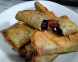 Foto langkah ke 4 dari resep Lumpia pisang coklat.