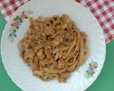 Foto langkah ke 5 dari resep Kwetiau Goreng Telur Simple.