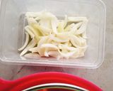 รูปขั้นตอนการทำที่ 1 ของ หมูผัดขิงเห็ดหอม