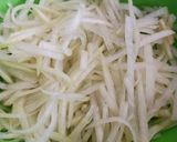 Foto langkah ke 1 dari resep Tumis Kecap Pepaya Serut.