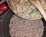 Foto del paso 4 de la receta: Salteado con fideos a la crema