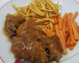 Foto langkah ke 8 dari resep Simple Malaysian Chicken Chop.