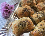 Foto del paso 10 de la receta: Hojaldritos de acelgas silvestres y queso curado