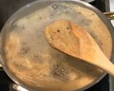 Foto del paso 2 de la receta Sopa de cabezas de gambas