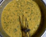 A picture of step 2 of Mix flour spring onion cheela.