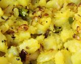 A picture of step 10 of Stir Fry Potatoes.