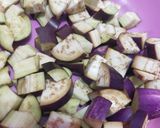 Foto langkah ke 1 dari resep Oseng terong ungu.