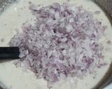 A picture of step 4 of Sooji onion uttapam.